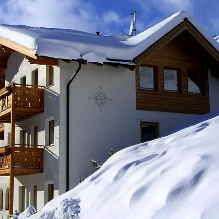 Montanara Apartment