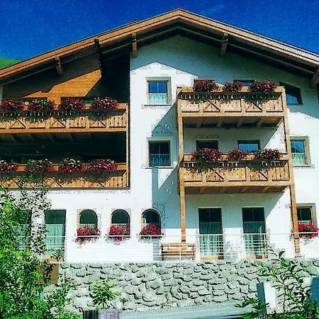 Apartment Montanara *