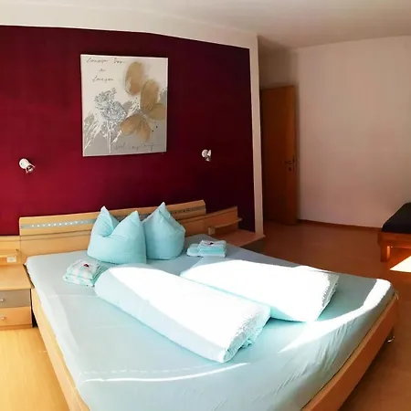 Montanara Apartment