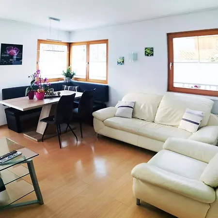 Montanara Apartment